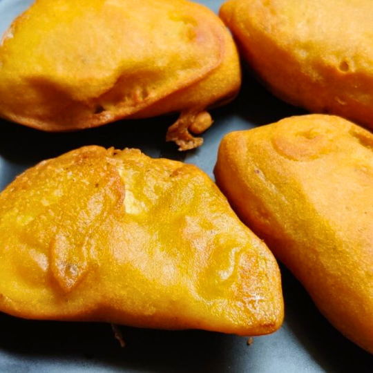 Chalkumror Bora (Ash gourd Batter-Fry)