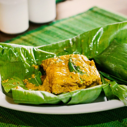 Bhetki Paturi (Steamed Bhetki Fish Mustard Paste)