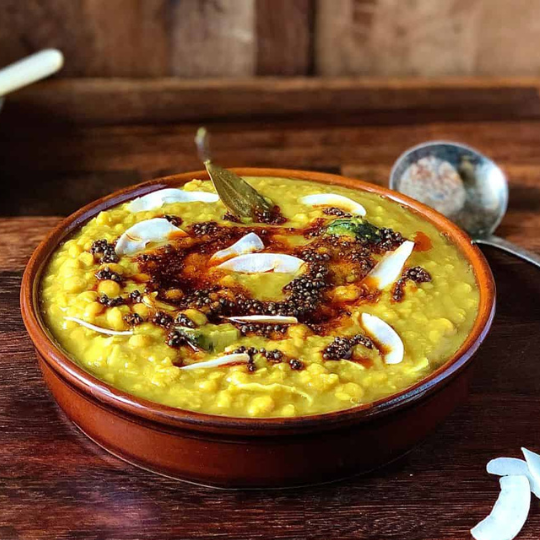 Narkel Diye Chholar Dal (Bengal Gram lentil with coconut)