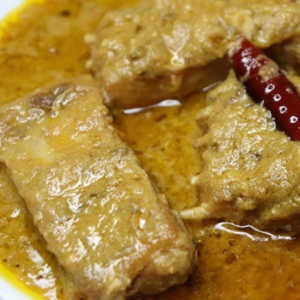Katla Malai Curry (Katla Creamy Curry)